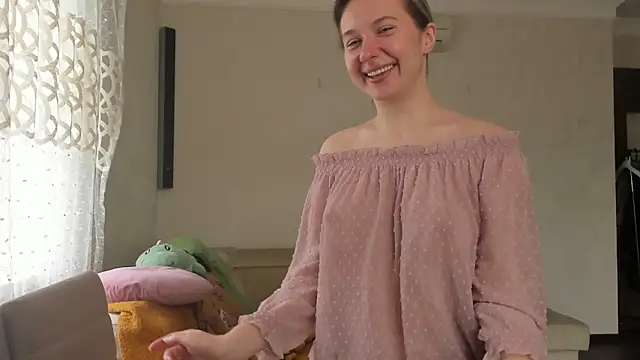 Lilith lutherlow online show from 05-24-26, 10:04