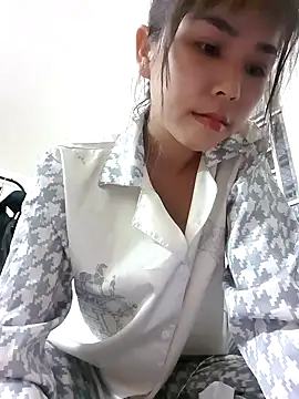 Snapshot of Samsam_567 chatting on 01-07-25, 04:16 Samsam 567 online show from 01-07-25, 04:16