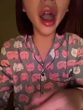 Snapshot of Samsam_567 chatting on 02-05-26, 04:14 Samsam 567 online show from 02-05-26, 04:14