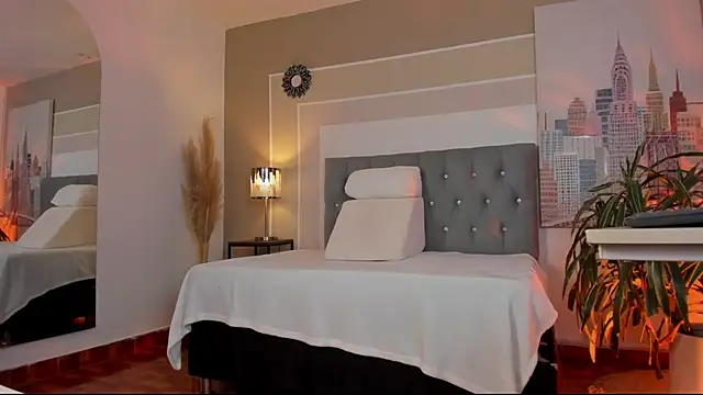 Snapshot of manely1 chatting on 03-16-25, 12:22 manely1 online show from 03-16-25, 12:22