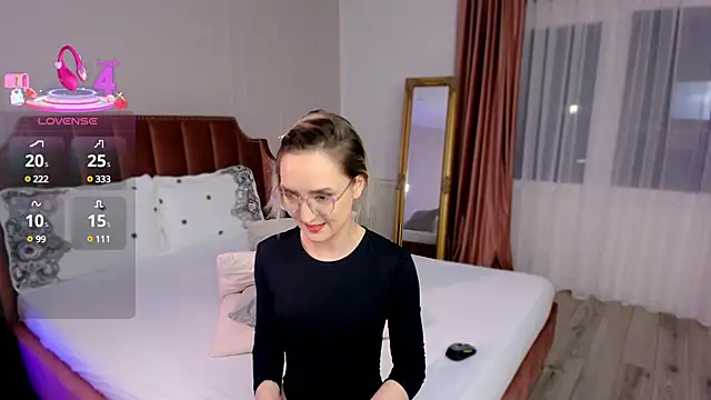 CharmingAnnie online show from 03-12-25, 06:22