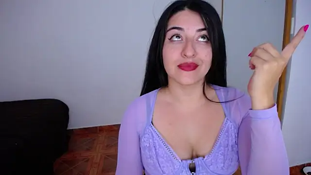 Snapshot of moritalatina chatting on 09-28-25, 06:59 moritalatina online show from 09-28-25, 06:59