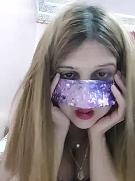 LoNa-daloua online show from 03-28-26, 09:27