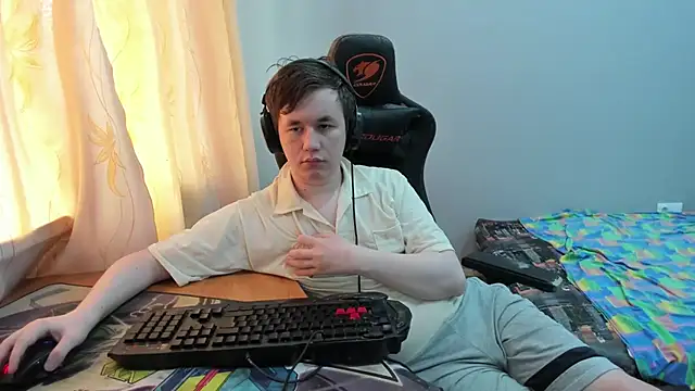 iliaskrislove online show from 07-15-26, 04:30