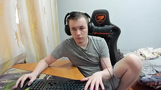 iliaskrislove online show from 11-11-25, 12:22