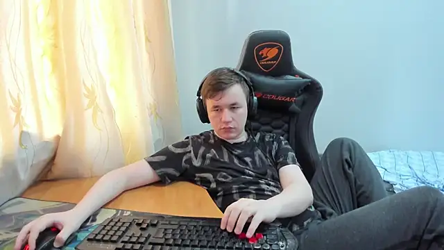 iliaskrislove online show from 05-25-26, 02:38