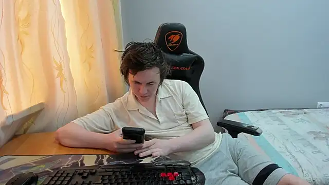 iliaskrislove online show from 04-21-26, 08:10