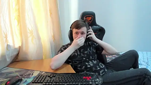 iliaskrislove online show from 05-25-26, 02:33