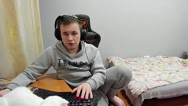 iliaskrislove online show from 11-30-25, 01:34