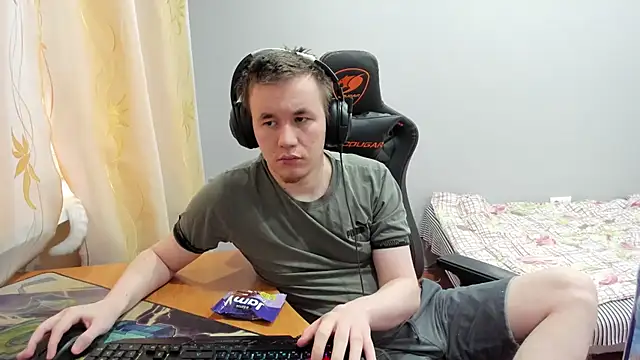 iliaskrislove online show from 12-04-25, 05:39