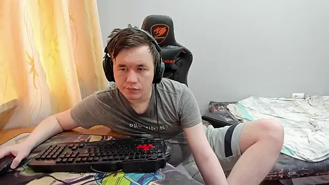 iliaskrislove online show from 06-30-26, 01:38