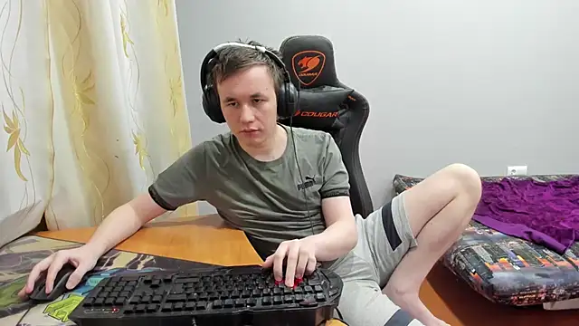 iliaskrislove online show from 12-20-25, 06:44