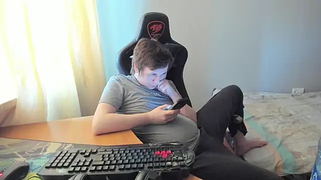 iliaskrislove online show from 03-20-26, 04:24