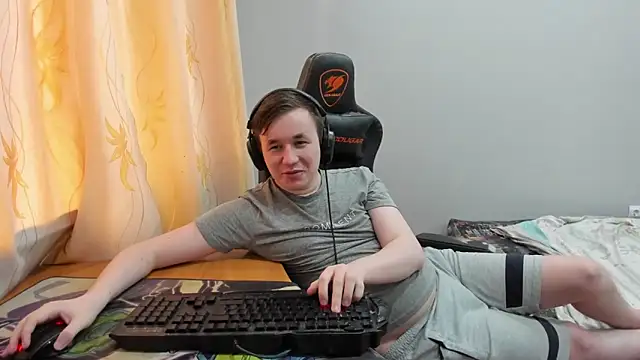 iliaskrislove online show from 06-15-26, 02:39