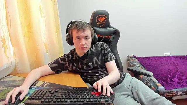 iliaskrislove online show from 12-22-25, 10:37