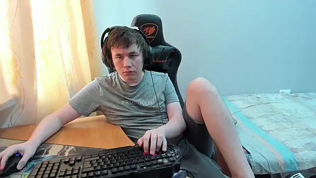 iliaskrislove online show from 03-11-26, 06:51