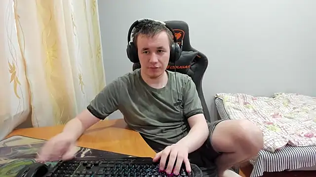 iliaskrislove online show from 11-17-25, 11:47