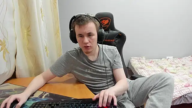 iliaskrislove online show from 11-25-25, 02:34