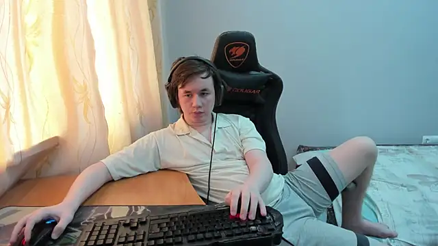 iliaskrislove online show from 04-20-26, 06:16