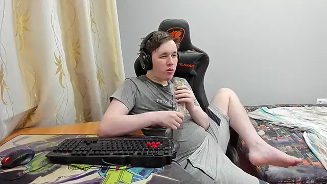 iliaskrislove online show from 06-25-26, 06:02