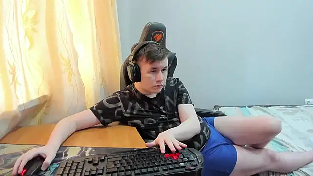 iliaskrislove online show from 04-30-26, 06:09