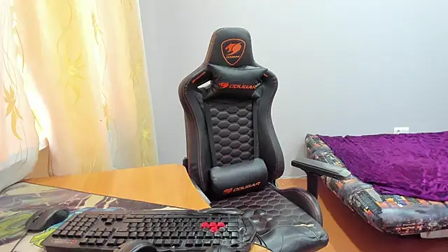 iliaskrislove online show from 12-21-25, 09:00