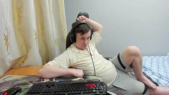 iliaskrislove online show from 05-08-26, 09:51