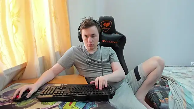 iliaskrislove online show from 06-18-26, 11:04