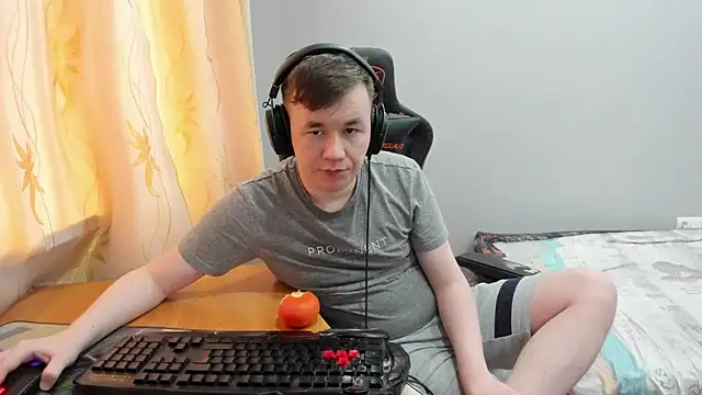 iliaskrislove online show from 04-23-26, 01:35