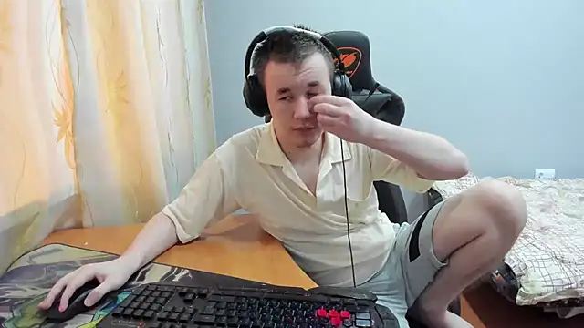 iliaskrislove online show from 11-10-25, 10:20