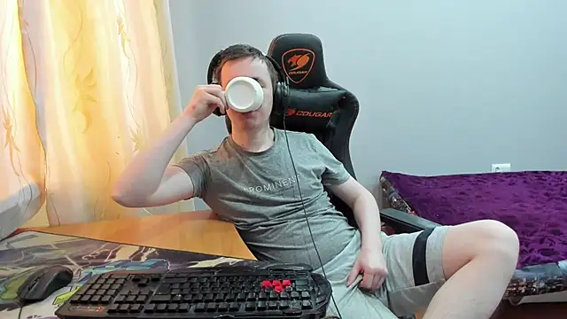 iliaskrislove online show from 12-18-25, 07:46