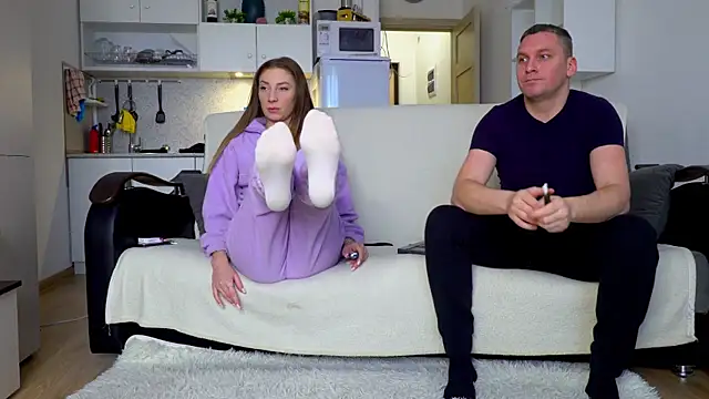 littlesweettifany online show from 01-13-26, 11:36