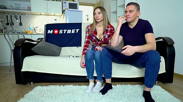 littlesweettifany online show from 01-14-25, 01:17