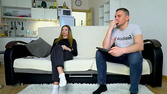 littlesweettifany online show from 03-21-25, 03:57