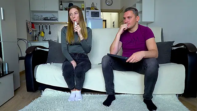 littlesweettifany online show from 10-31-25, 11:40