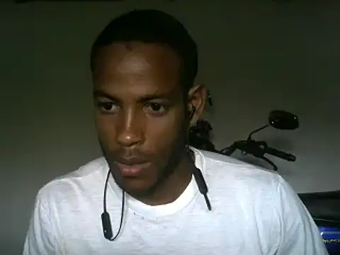 Snapshot of michel_sc chatting on 05-24-26, 10:59 michel sc online show from 05-24-26, 10:59