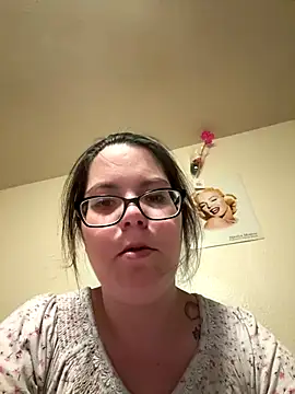 FreakNastyLacie online show from 12-18-25, 04:06