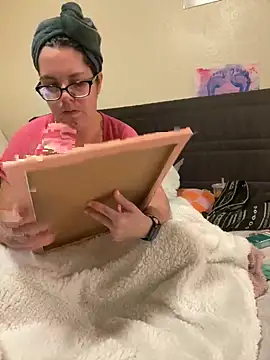 FreakNastyLacie online show from 09-29-25, 01:34