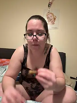 FreakNastyLacie online show from 12-23-25, 04:45