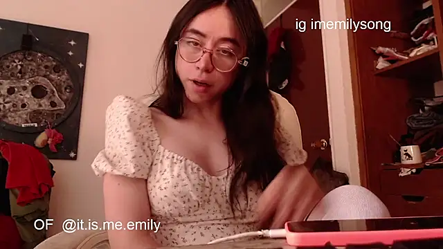 emily pearl  online show from 03-12-26, 09:08