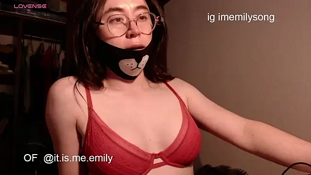 emily pearl  online show from 06-09-26, 10:55