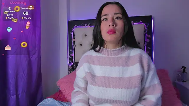 Snapshot of Veeronica_Smith chatting on 02-18-25, 01:11 Veeronica Smith online show from 02-18-25, 01:11