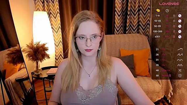 Aemilia  online show from 10-09-25, 08:48