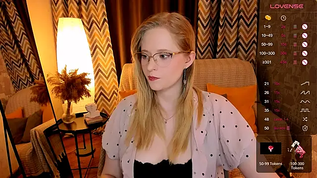 Aemilia  online show from 10-13-25, 08:05