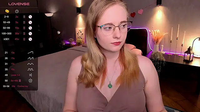 Aemilia  online show from 05-24-26, 08:47