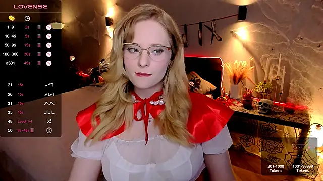 Aemilia  online show from 10-30-25, 08:23