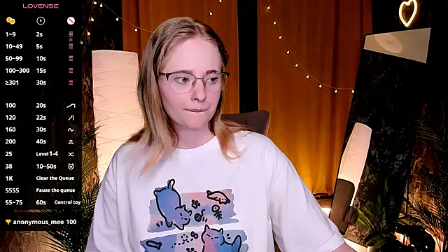 Aemilia  online show from 07-24-26, 07:48