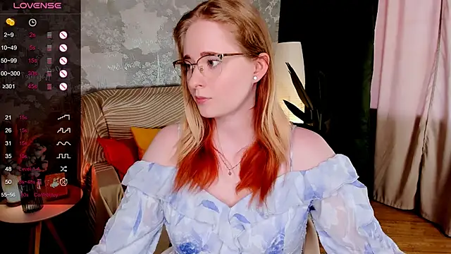 Aemilia  online show from 06-25-26, 08:52
