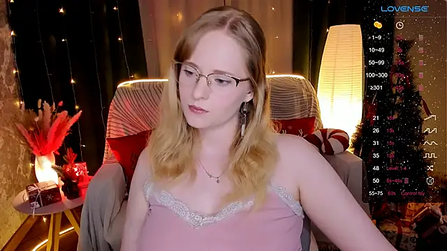 Aemilia  online show from 12-16-25, 08:18