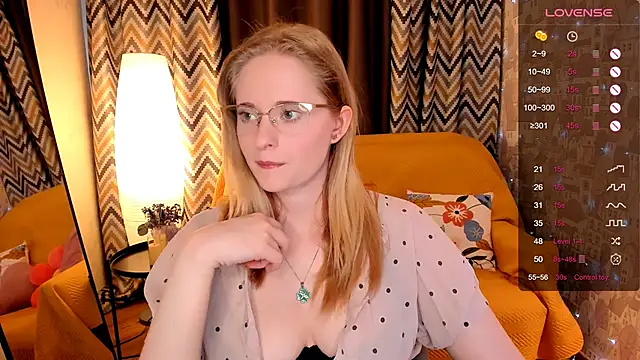 Aemilia  online show from 05-22-26, 08:34